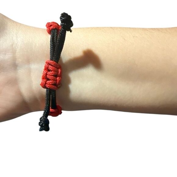 Handmade paracord bracelet with Egyptian style metal beads - Picture 2 of 6